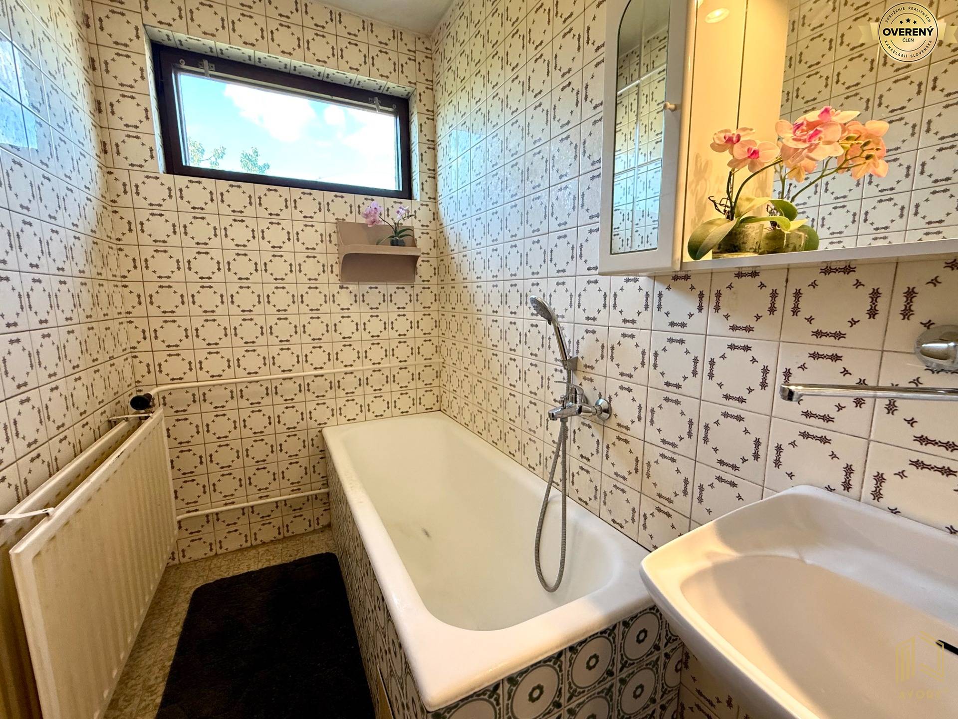kúpeľňa na poschodí