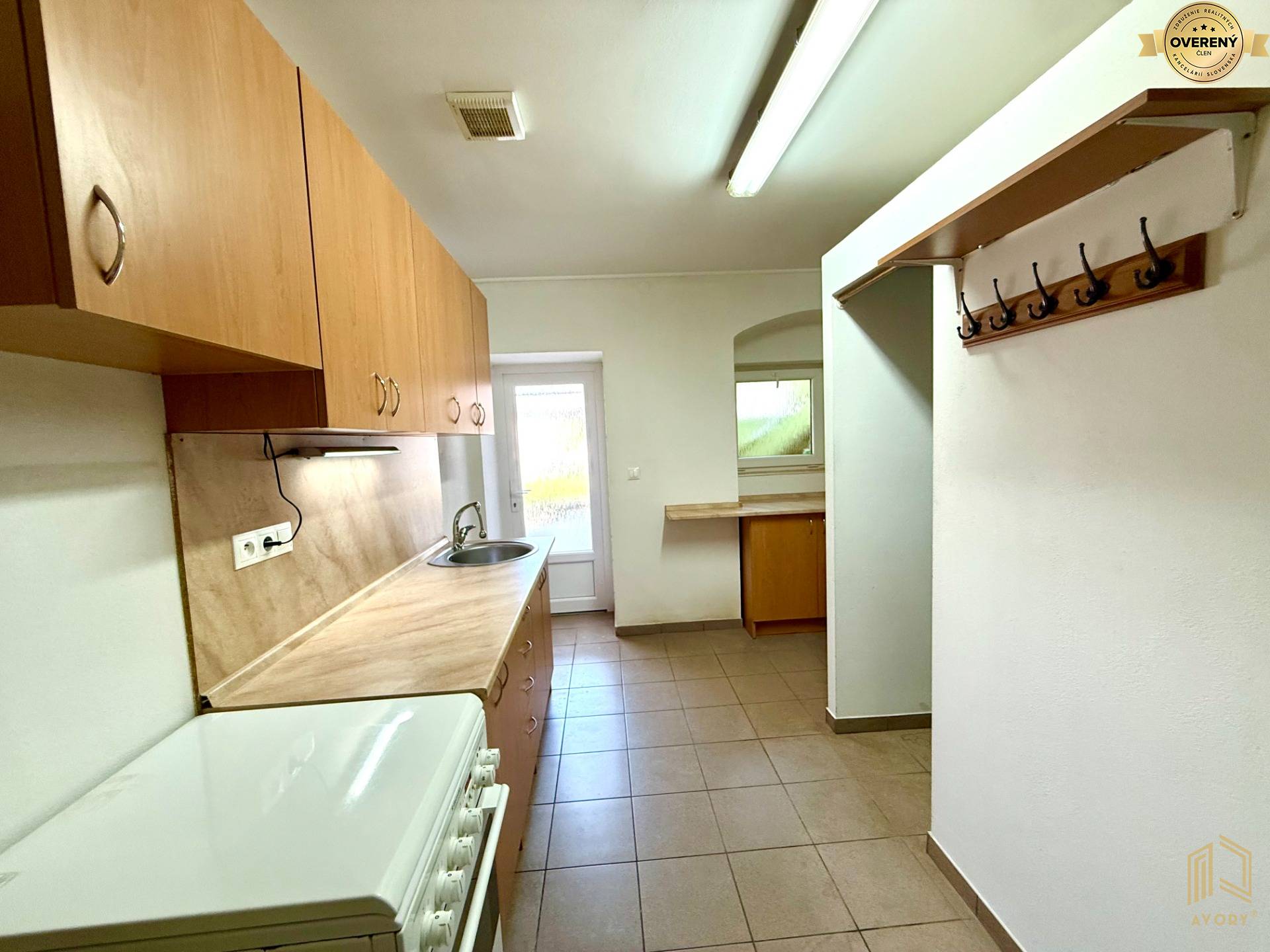 kuchyňa vo vinárni