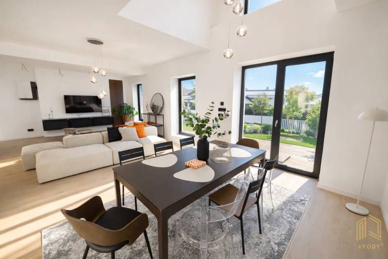 obývačka s jedálňou